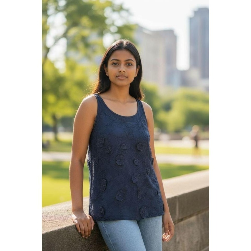 GAP Sz Medium Womens Tank, Cotton And Silk With Floral Applique Navy